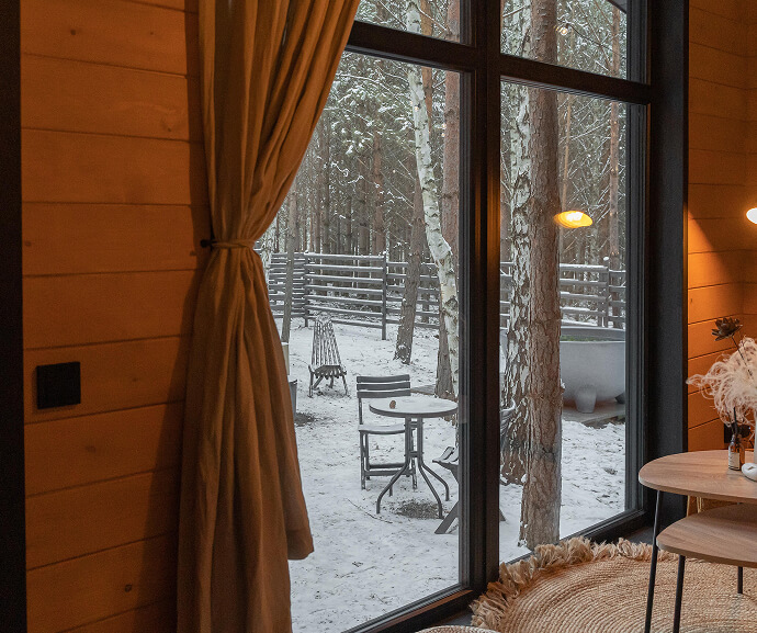 Лодж #4 с купелью на территории